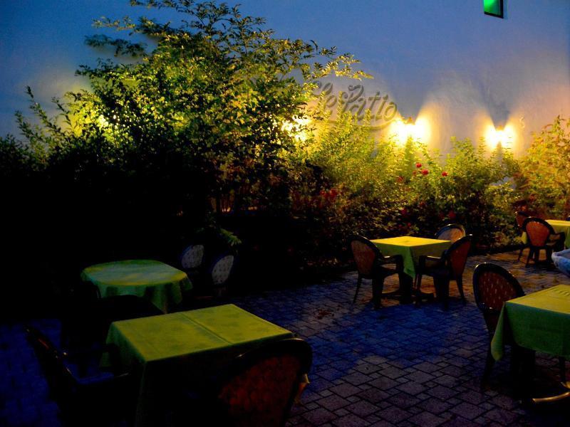 Logis Hotel Du Centre - Halte Ideale En Cyclotourisme Avec Garage A Velos Clos Мольсайм Екстер'єр фото